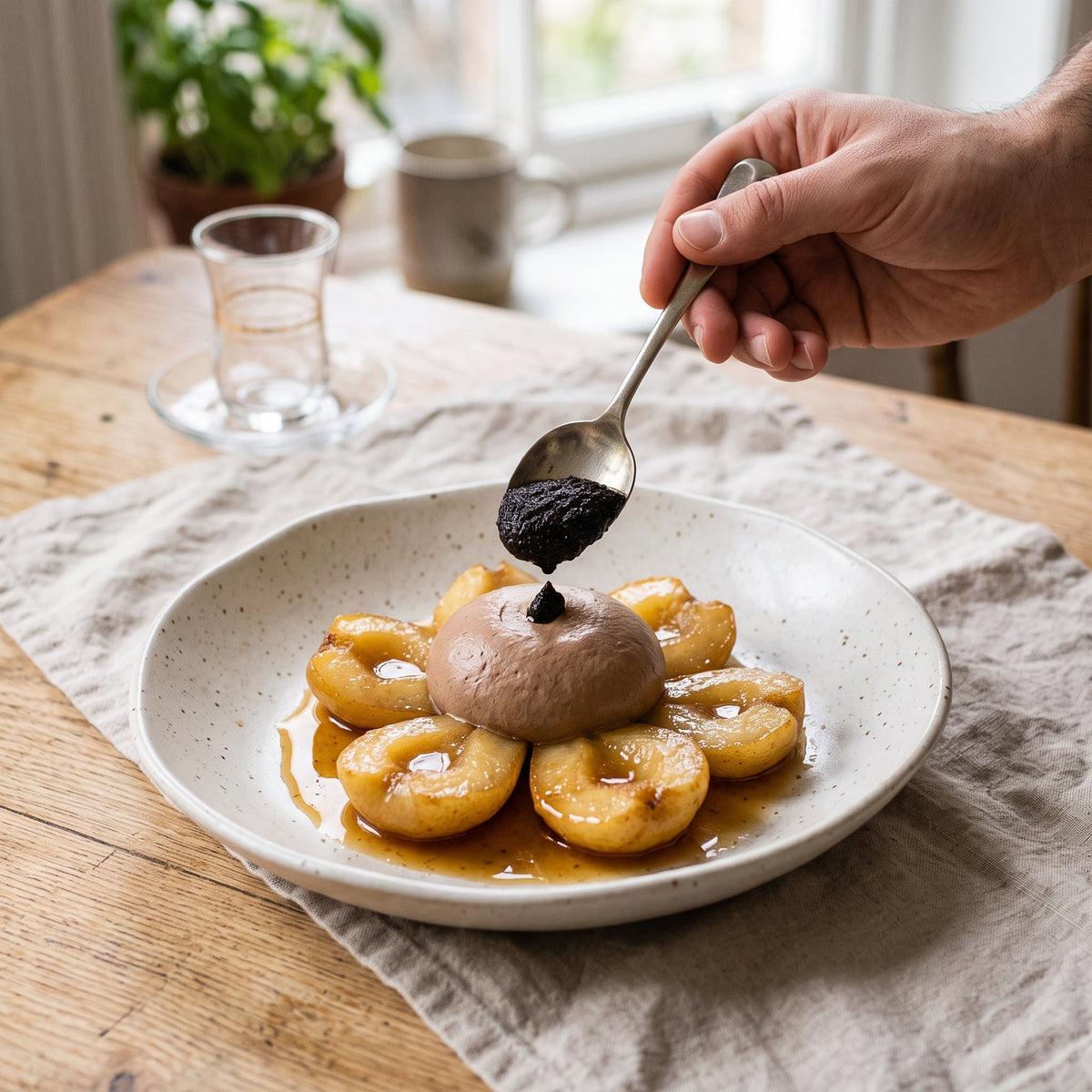 Poires Poelées à la chantilly d'Or Noir